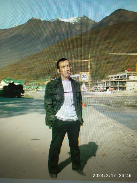 Фёдор, Макеевка, 42 года, 2 ребенка. Познакомлюсь с женщиной для дружбы и общения.  Анкета 858334. 