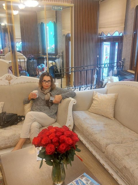 Ольга, Санкт-Петербург, м. Новочеркасская, 48 лет, 1 ребенок. Познакомлюсь с мужчиной для любви и серьезных отношений, брака и создания семьи, дружбы и общения.  Анкета 858456. 