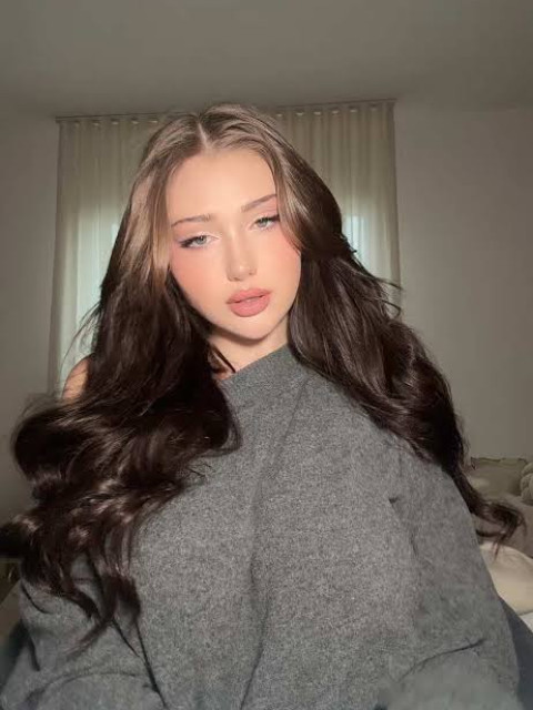 Полина, Россия, Новосибирск, 22 года. Познакомлюсь с мужчиной для любви и серьезных отношений, дружбы и общения.  Анкета 858466. 