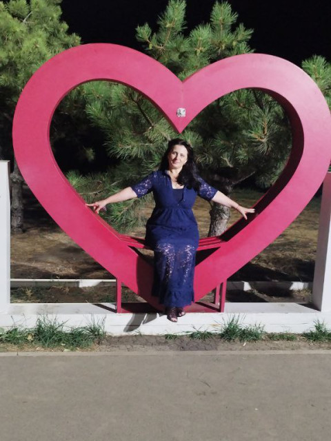 Надежда, Россия, Мариуполь, 51 год, 1 ребенок. Она ищет его: мужчину для любви и серьезных отношений, брака и создания семьи.  Анкета 858900. 