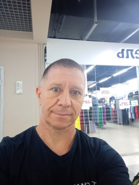 Алексей, Иркутск, 46 лет, 1 ребенок, 4 фото. Иркутск, холост, свободен, серьёзные отношения.