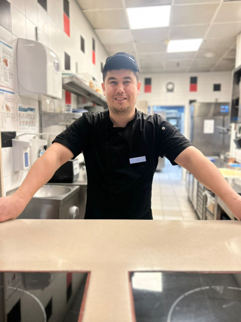 Жамол, Москва, Бульвар Дмитрия Донского. Фото на сайте ГдеПапа.Ру