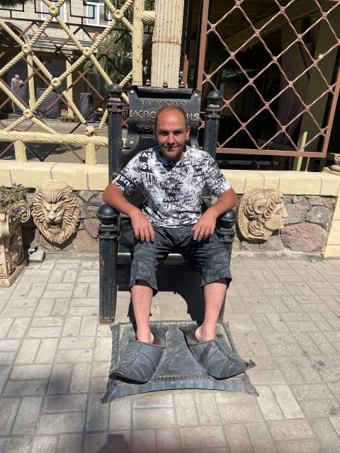 Артем Турчин, Донецк, 43 года, 1 ребенок. Познакомлюсь для серьезных отношений.