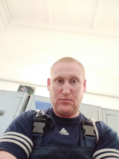 Андрей, Тольятти, 42 года. Познакомлюсь с женщиной для любви и серьезных отношений, гостевого брака.  Анкета 859375. 