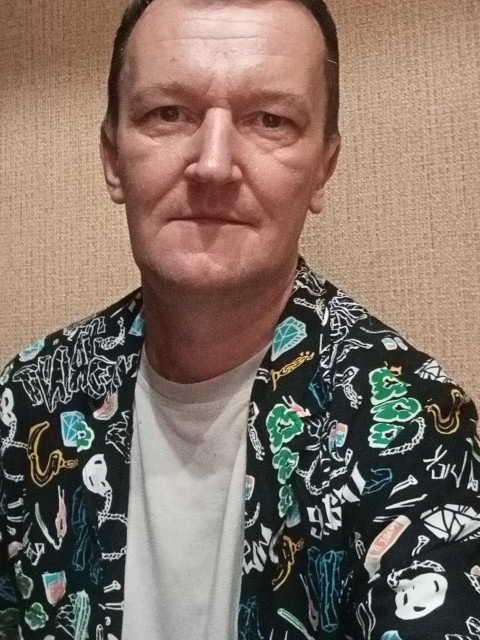 Илья, Ульяновск, 51 год. Познакомлюсь с женщиной для любви и серьезных отношений, брака и создания семьи, воспитания детей, рождения...  Анкета 859502. 