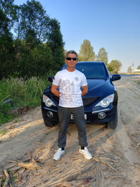 Евгений, Россия, Курск, 52 года, 3 ребенка. Познакомлюсь с женщиной для любви и серьезных отношений.  Анкета 859647. 