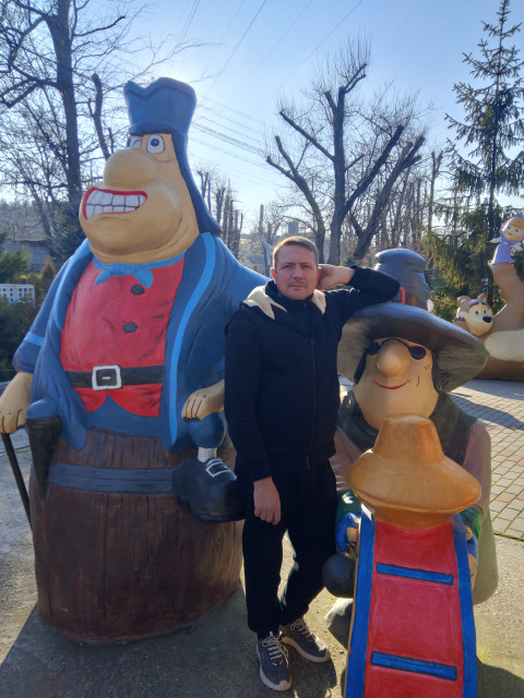 Андрей, Евпатория, 48 лет. Ищу: Девушку от28 до 45 лет. Стройную симпатичную девушку. Для серьёзных отношений.  Анкета 859894. 