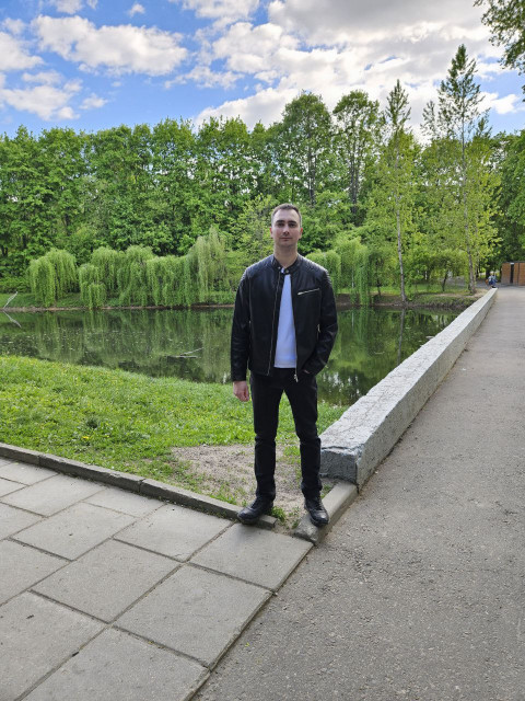 Алексей, Москва, 36 лет, 1 ребенок, 2 фото. Познакомлюсь с женщиной для любви и серьезных отношений, брака и создания семьи, воспитания детей, дружбы...  Анкета 860098. 