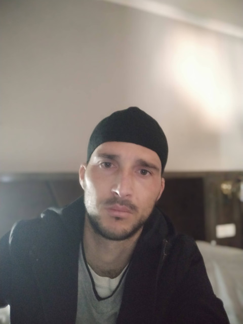 Хасан, Россия, Владивосток, 31 год. Ищу: Умная фигурная красивая и самая главная сексуалная  Анкета 860315. 