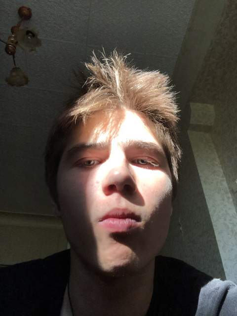 Aleks, Россия, Санкт-Петербург, 21 год. Познакомлюсь с девушкой для любви и серьезных отношений, брака и создания семьи, гостевого брака, воспитания...  Анкета 860478. 