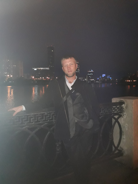 Андрей Ширманов, Россия, Луганск. Фото на сайте ГдеПапа.Ру