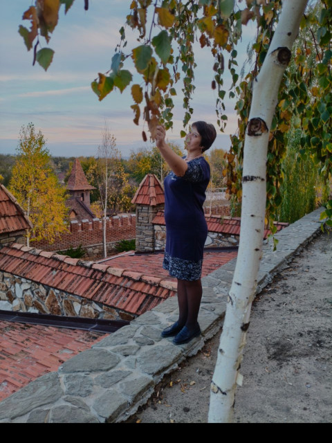 Инна, Ростов-на-Дону, 48 лет, 2 ребенка. Познакомлюсь с мужчиной для любви и серьезных отношений, брака и создания семьи.  Анкета 860805. 