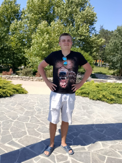 Никита Емельяненко, Россия, Ростов-на-Дону. Фото на сайте ГдеПапа.Ру