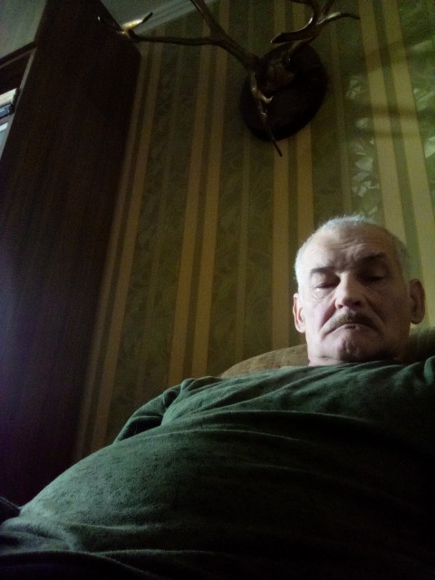 Леонид Шустов, Россия, Казань, 60 лет. Хочу найти женщину для общения и встреч 
А дальше посмотрим  Анкета 860871. 