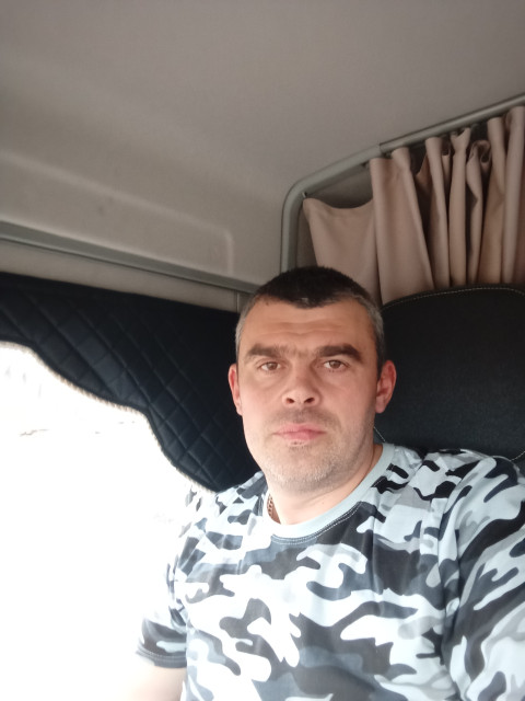 Виктор, Красноярск, 39 лет, 1 фото. Познакомлюсь с женщиной для любви и серьезных отношений, дружбы и общения.  Анкета 860982. 