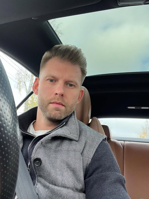 Илья, Россия, Саратов, 35 лет. Познакомлюсь с женщиной для любви и серьезных отношений, дружбы и общения.  Анкета 861006. 