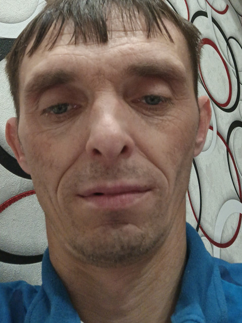 Станислав, Россия, Саратов, 45 лет. Познакомлюсь с обычной, нормальной женщиной для серьезных отношений, создания семьи, дружбы и общения....  Анкета 861035. 