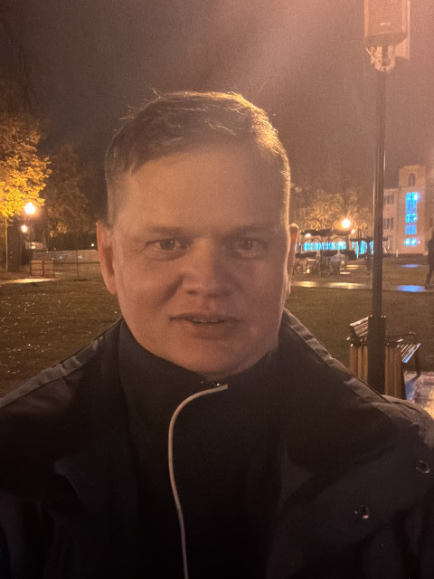 Ромэо, Россия, Мытищи, 41 год, 2 ребенка. Хочу найти женщину прежде всего, которой мы будем на одной волне, которая будет слышать и понимать что...  Анкета 861046. 