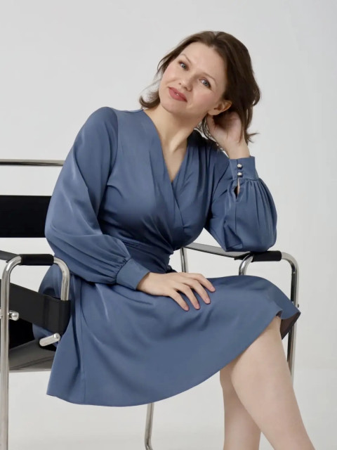 Евгения, Москва, м. Печатники, 43 года, 2 ребенка. Она ищет его: Готова познакомиться с мужчину, который знает, кто он и чего хочет. 
Спокойного, надёжного, доброго  Анкета 861150. 