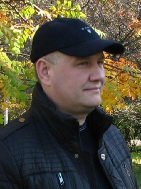 Юрий, Россия, Москва, 48 лет, 1 ребенок. Познакомлюсь с женщиной для дружбы и общения.  Анкета 861203. 