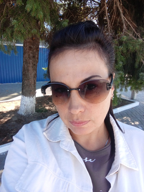 Ирина, Россия, Усть-Донецкий, 43 года, 3 ребенка. Познакомлюсь с мужчиной для брака и создания семьи.  Анкета 861226. 