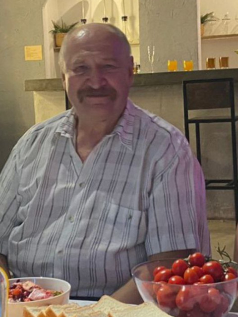 Николай, Москва, м. Бибирево, 69 лет, 1 ребенок. Познакомлюсь с женщиной для дружбы и общения и серьезных отношений.  Анкета 861323. 