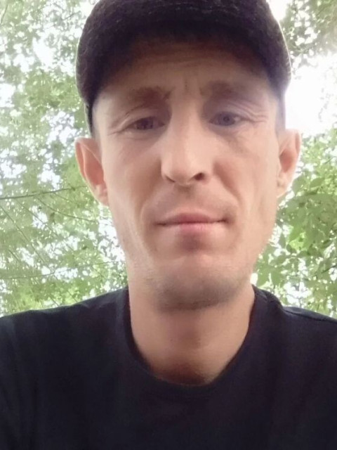 Сергей, Россия, Барнаул, 40 лет. Познакомлюсь с женщиной для любви и серьезных отношений, брака и создания семьи. Верную простую и которая...  Анкета 861403. 