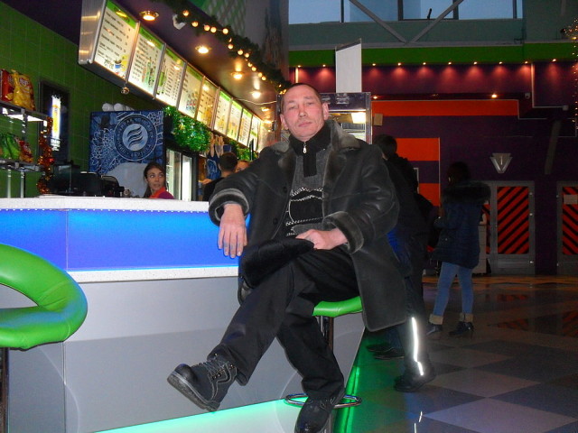 Сергей Сергеев, Россия, г. Каменск-Уральский (Свердловская область), 51 год, 1 ребенок, 1 фото. Познакомлюсь для серьезных отношений.