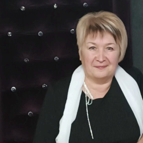 Светлана Касинова, Балашов, 60 лет, 2 ребенка, 1 фото. очень люблю своих детей и внуков и дорожу этим а ещё люблю общаться с умными людьми