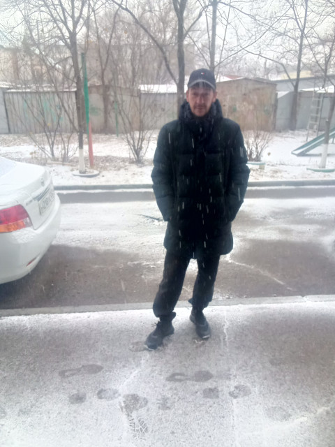 Артем, Уссурийск, 43 года, 1 ребенок, 4 фото. Познакомлюсь с женщиной для любви и серьезных отношений, брака и создания семьи, дружбы и общения.  Анкета 861549. 