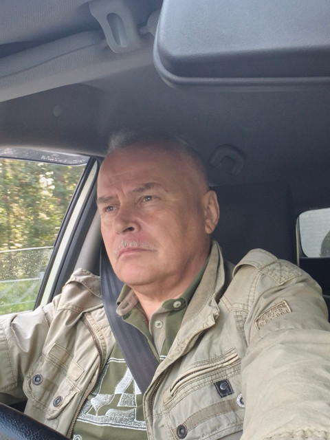 Михаил, Санкт-Петербург, м. Проспект Просвещения, 54 года. Одинок как Робинзон