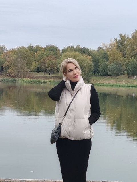 Анна, Москва, м. Домодедовская, 48 лет. Познакомлюсь с мужчиной для любви и серьезных отношений, брака и создания семьи, дружбы и общения.  Анкета 861671. 