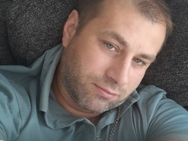 Олег, Россия, Санкт-Петербург, 37 лет, 1 ребенок. Познакомлюсь с женщиной для любви и серьезных отношений, брака и создания семьи, воспитания детей, рождения...  Анкета 862325. 