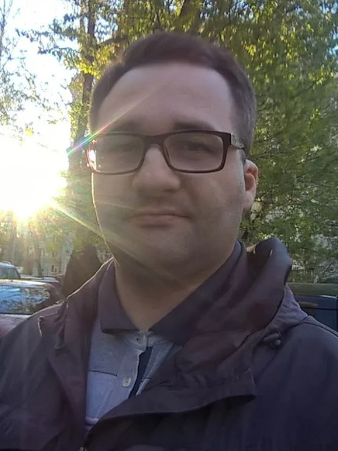 Александр, Москва, м. ВДНХ, 43 года, 2 ребенка. Познакомлюсь с девушкой для любви и серьезных отношений. Которой нравится тактильное общение, объятия,...  Анкета 862417. 