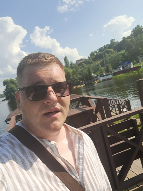 Миша, Санкт-Петербург, 26 лет. Он ищет её: девушкой для любви и серьезных отношений, брака и создания семьи, гостевого брака, воспитания детей,  Анкета 862480. 