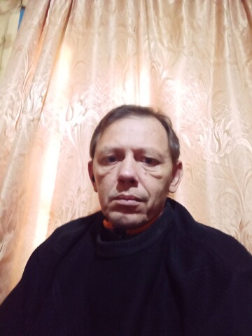 Юрий Грeбeнников, Россия, с. Писаревка (Кантемировский район), 48 лет, 1 фото. при общении