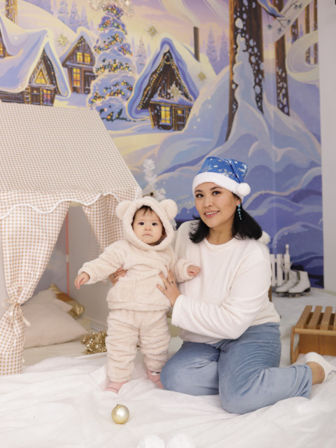 Dinara, Россия, Тюмень, 35 лет, 1 ребенок. Ищу: с общими интересами, который не лежит на диване 24/7. хозяйственный, ответственный, заботливый, опрятный,...  Анкета 862812. 