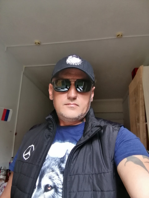 Сергей, Россия, Санкт-Петербург, 38 лет. Познакомлюсь с женщиной для любви и серьезных отношений, брака и создания семьи, воспитания детей, рождения...  Анкета 863398. 