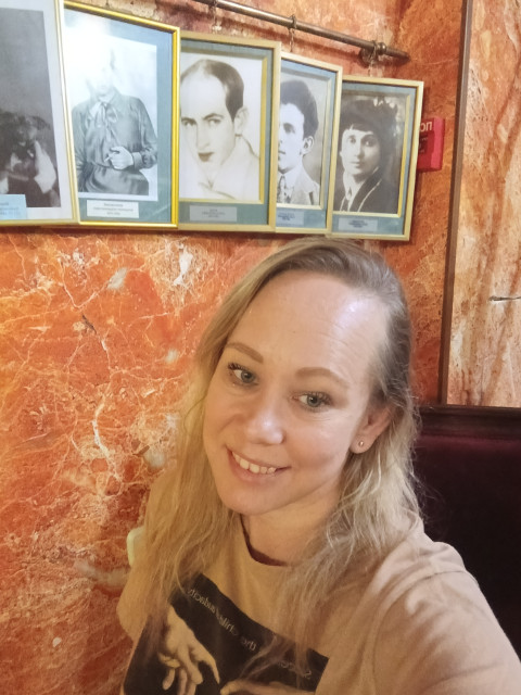 Ирина, Челябинск, 40 лет, 1 ребенок. Познакомлюсь с мужчиной для любви и серьезных отношений, брака и создания семьи.  Анкета 863456. 