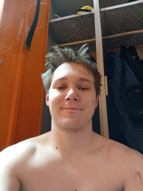 Павел, Северская, 21 год, 2 фото. Познакомлюсь с девушкой для любви и серьезных отношений.  Анкета 863541. 