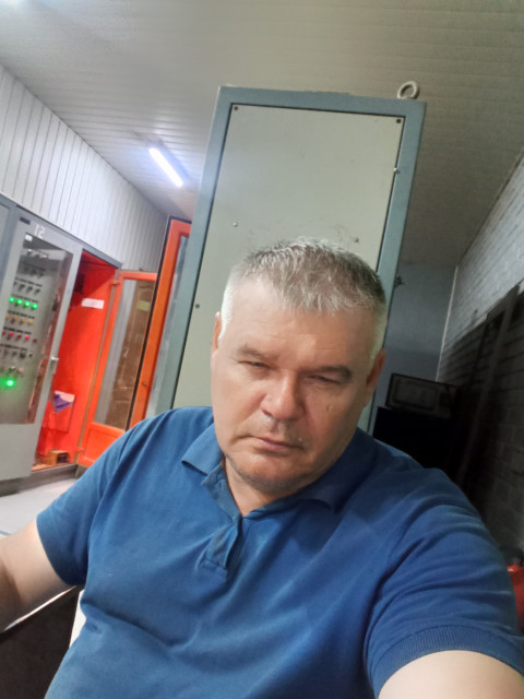 Сергей, Россия, Саратов, 56 лет, 1 ребенок. Познакомлюсь с женщиной для любви и серьезных отношений.  Анкета 863735. 