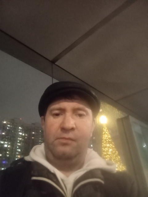 Александр, Москва, ВДНХ, 40 лет. Познакомлюсь с женщиной для любви и серьезных отношений, дружбы и общения.  Анкета 863852. 