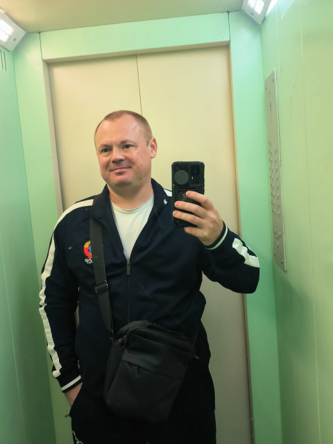 Михаил, Москва, м. Марьино, 46 лет, 2 ребенка. Познакомлюсь с женщиной для любви и серьезных отношений.  Анкета 864029. 