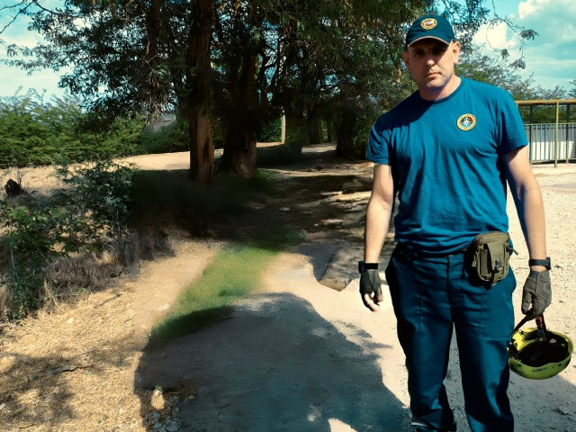 Виктор К, Джанкой, 41 год, 1 фото. Ищу: Общие взгляды. Цели. Постоянство. Остальное приложится.  Анкета 864032. 