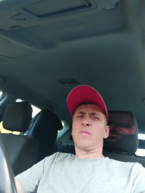 Александр Кондратьев, Бронницы, 47 лет, 1 ребенок, 2 фото. Познакомлюсь для серьезных отношений.