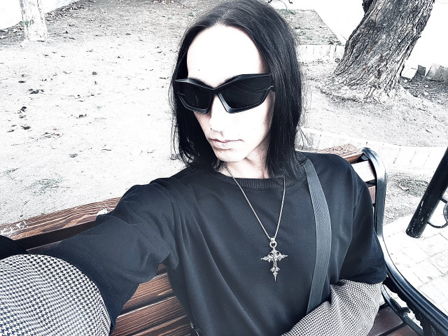 Иван, Россия, Феодосия, 20 лет. Познакомиться с мужчиной из Феодосия