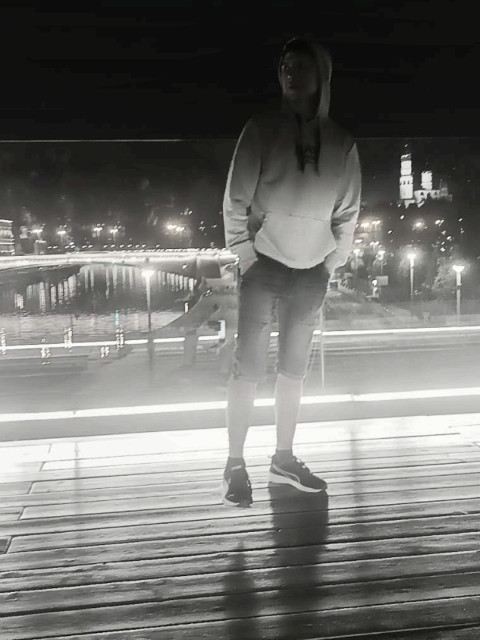 Альберт Олегович, Москва, м. Лухмановская, 34 года, 2 ребенка, 2 фото. Работаю