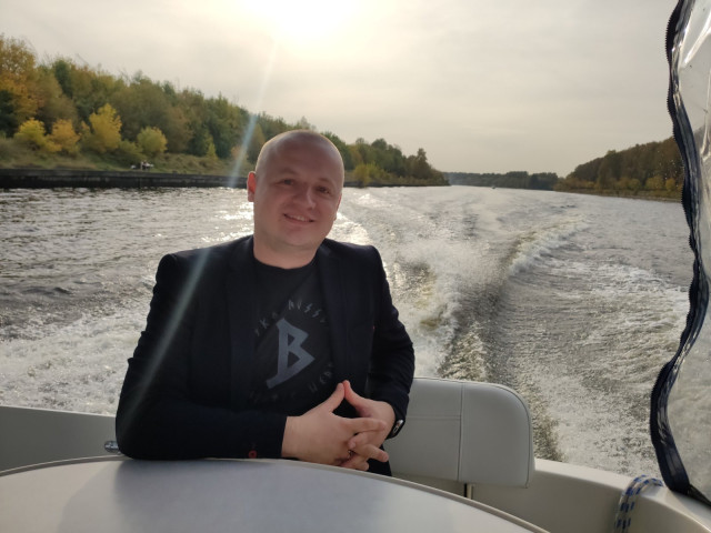 Олег, Россия, Москва, 43 года, 1 ребенок. Познакомлюсь с женщиной для любви и серьезных отношений, гостевого брака, дружбы и общения.  Анкета 864694. 