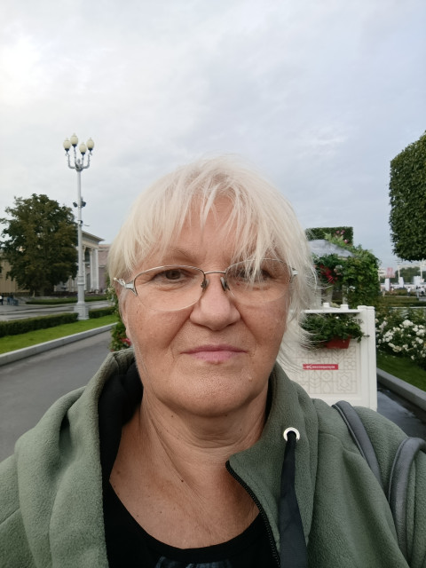 Елена, Россия, Саратов, 56 лет. Познакомлюсь с мужчиной для любви и серьезных отношений, гостевого брака, дружбы и общения. 
Ценю уравновешенность...  Анкета 864704. 