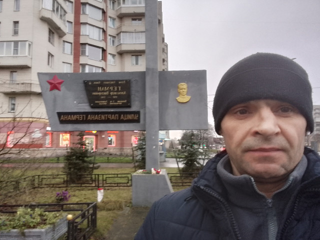 Николай Фролов, Санкт-Петербург, м. Проспект Ветеранов, 42 года. Ищу: Открытую добрую честную женщину, ХРИСТИАНКУ.  Анкета 865014. 